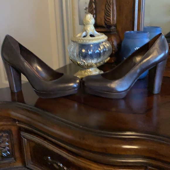 GIANNI BINI Brown Leather Platform Pumps Size 8.5 - Picture 8 of 11